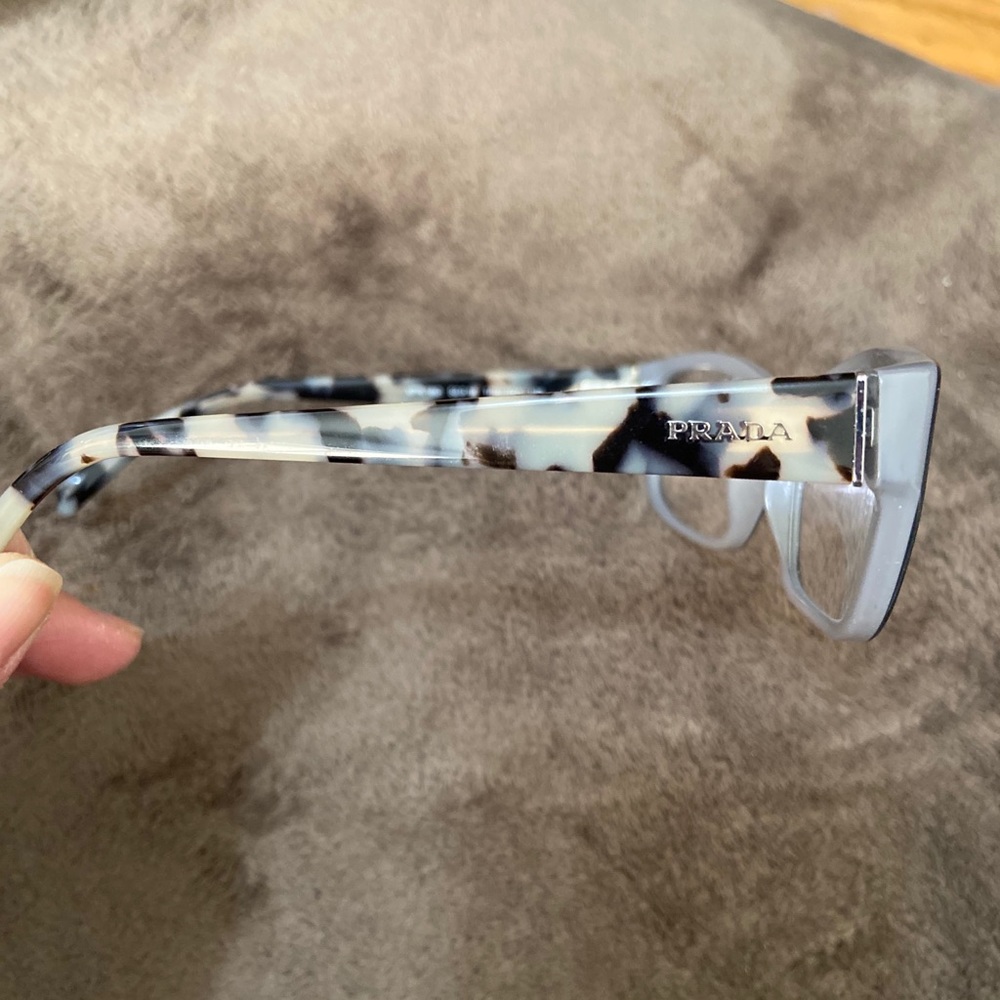 Prescription glasses - Picture 5 of 5